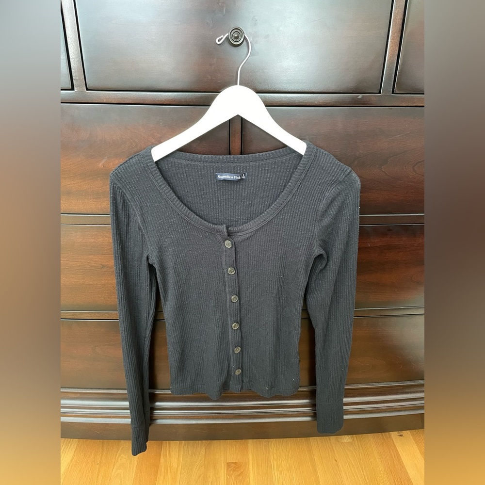 Abercrombie & Fitch Button-Up Cardigan/ Ribbed Long Sleeve Top